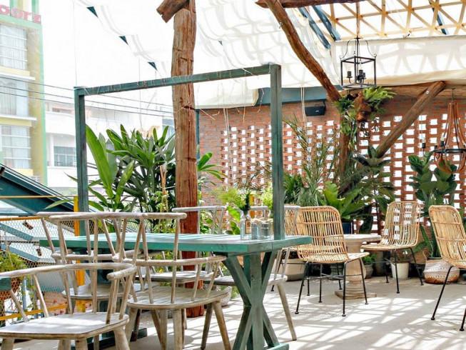 Những lý do nên thiết kế, trang trí quán cà phê sân vườn