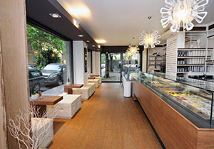 Đặc điểm thiết kế quán cafe phong cách MID-CENTURY MODERN