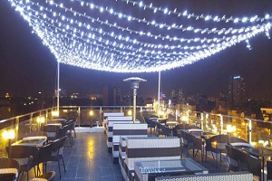 Mô hình cafe sân thượng độc đáo ưa chuộng 2022