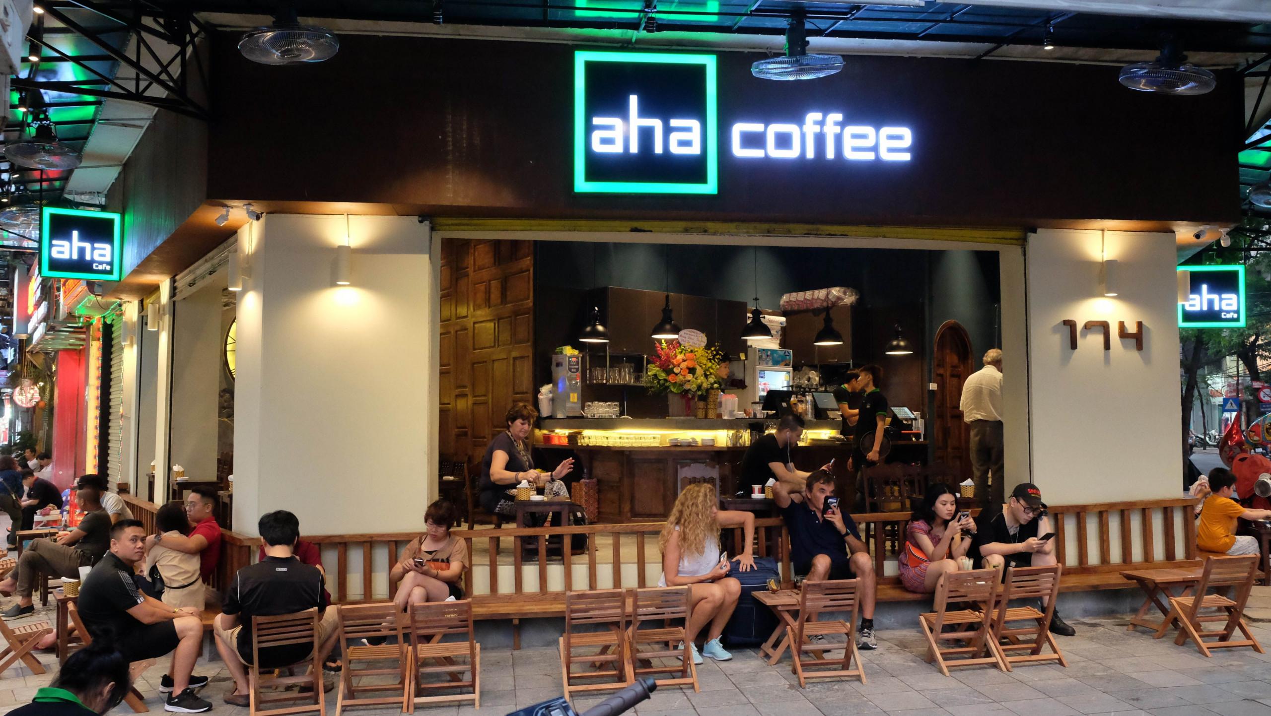 kinh doanh nhượng quyền cafe AHA